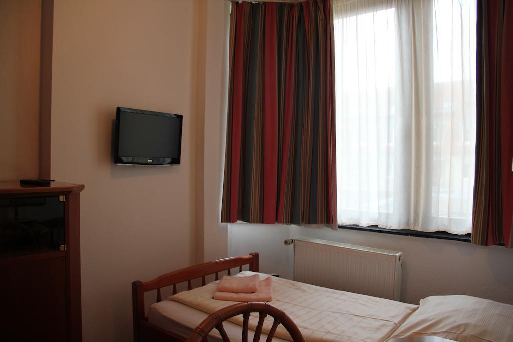 Wali'S Hotel Bielefeld Pokoj fotografie
